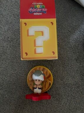 McDonald - Super Mario Galaxy Movie - Toad Toy Figure